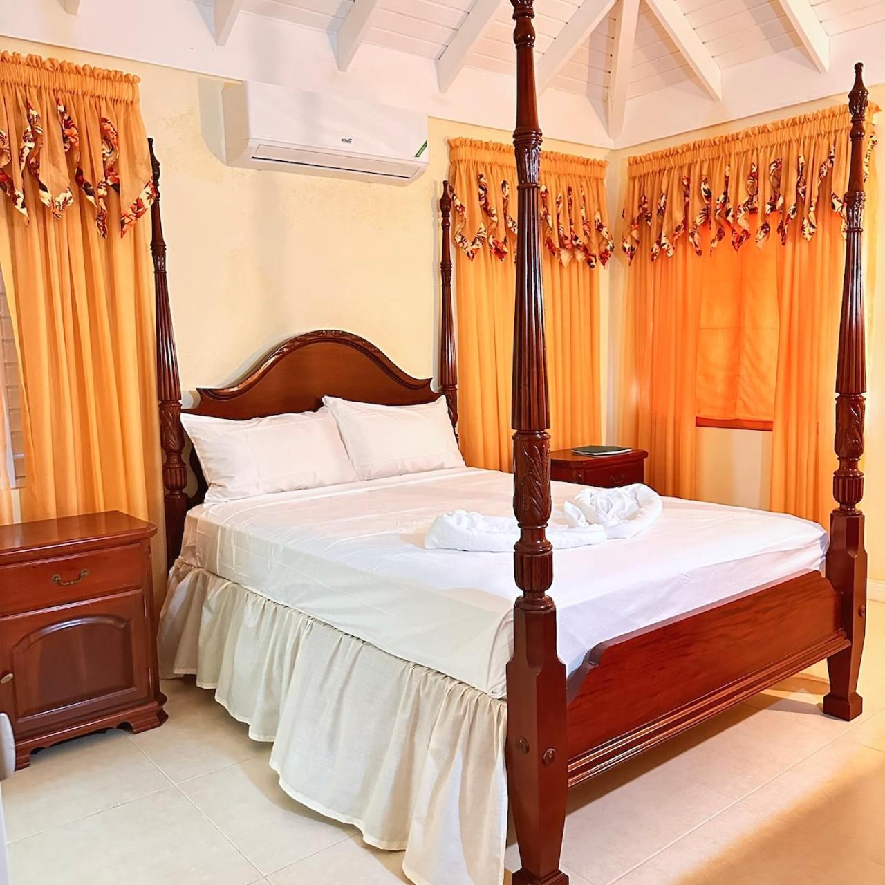 Jamnick Vacation Rentals - Richmond, St Ann, Jamaica Ocho Rios Quarto foto